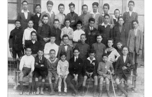 1921 - La Terza Ginnasio a Siena con Silvio Gigli