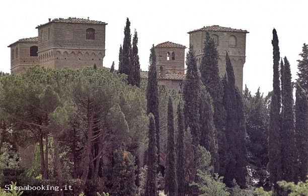 Castello delle Quattro Torri